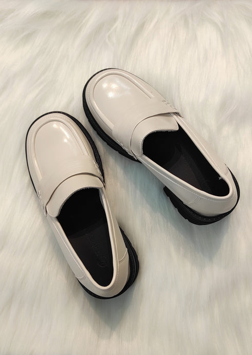 Round Toe Chunky Loafer